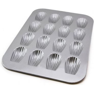 USA Pan 16-Well Madeleine Warp Resistant Nonstick Baking Pan, Silver