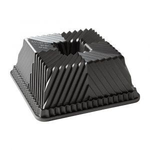 Nordic Ware Bundt Squared Pan, 10-Cup Capacity, Durable Cast Aluminum Decorative Baking Mold